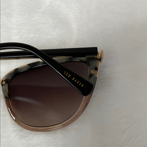 ⭐NWT Ted Baker London Sunglasses - Picture 8 of 15